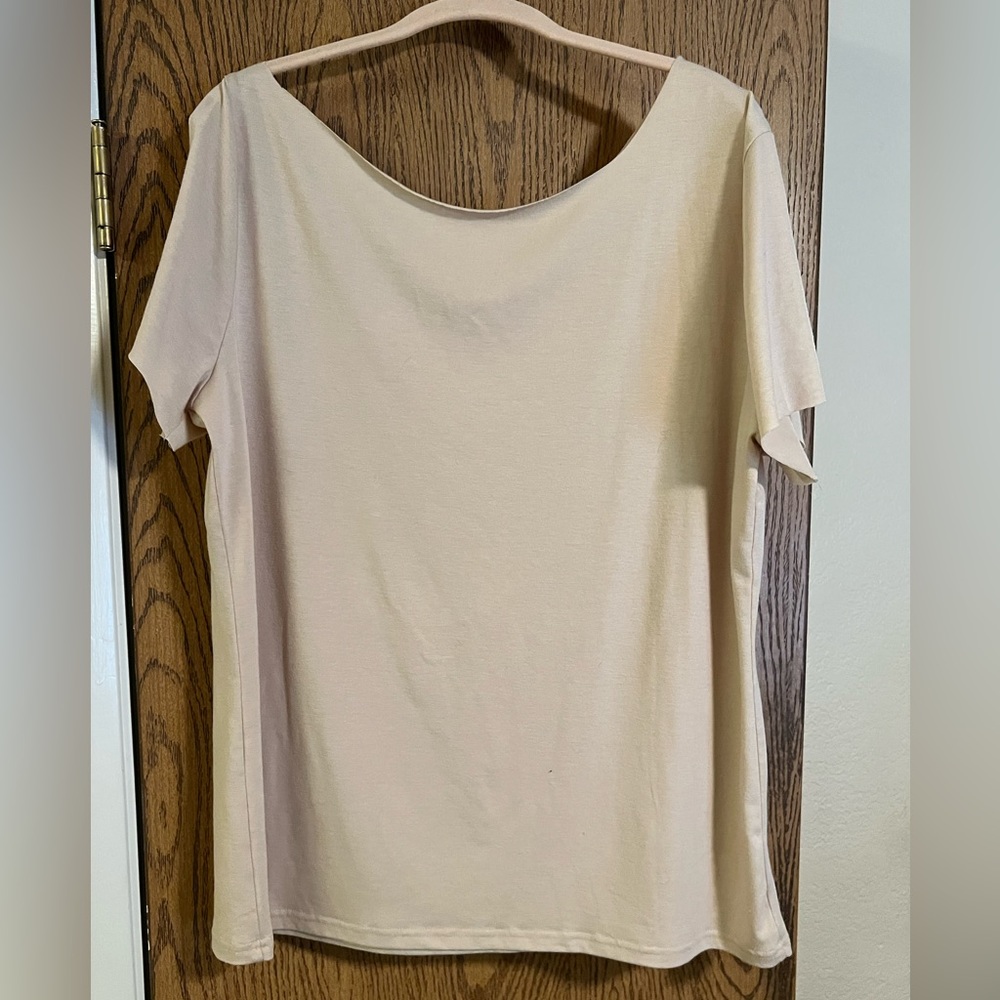 Graphic Tee - Picture 4 of 6